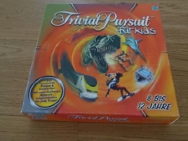 Trivial Pursuit, Kids, Hasbro Wissensspiel Fragespiel Brettspiel - 1