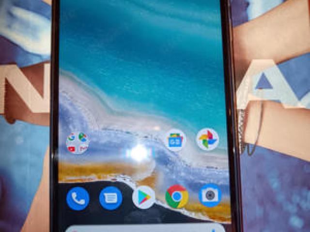 Nokia 7.1 TA- 1095 32GB Blue + Zubehör - 1